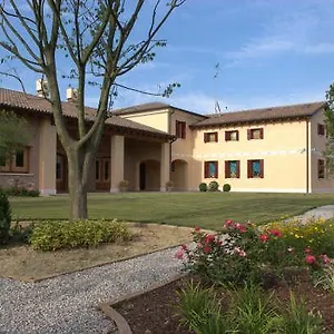  Alloggio per agriturismo Agriturismo Alle Rose Italia